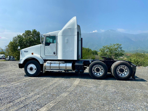 Imagen 8 de 11 de Kenworth T800 2013