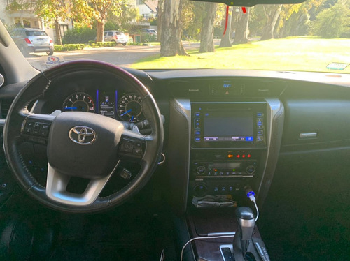 Toyota Sw4 2.8 Srx 177cv 4x4 7as At 2017