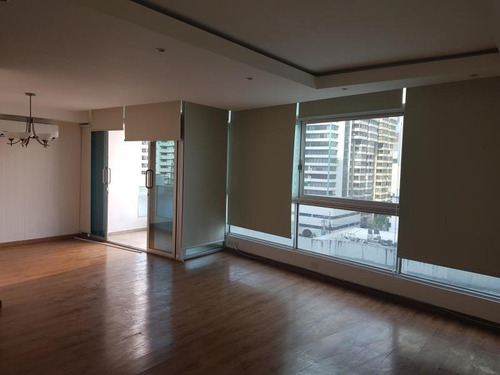 Imagen 5 de 14 de Venta De Apartamento En Bayfront Tower, Av. Balboa 20-8180