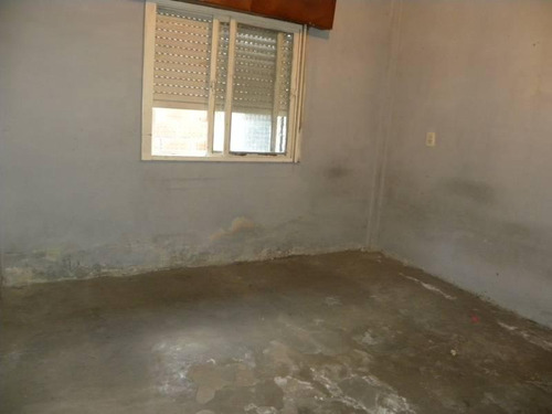 Imagen 4 de 6 de Departamento En Venta A 300 Mts De Ruta N°3 Y Esquina De Av. Luro