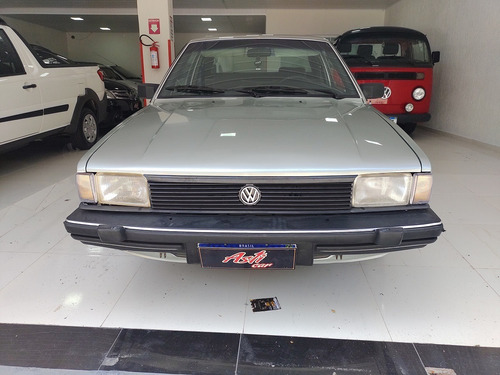 Imagem 3 de 13 de Vw Santana 85