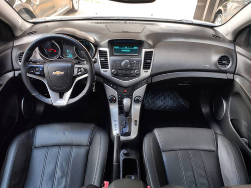 Imagem 7 de 10 de Chevrolet Cruze 1.8 Lt 16v Flex 4p Automático