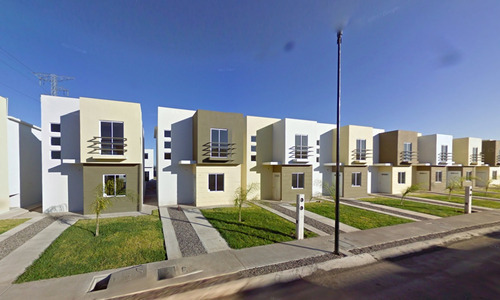 Casa En Venta En Navojoa, Camino Real, Sonora. Recuperación Bancaria Laab2