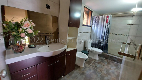Imagen 11 de 13 de George Tahan #22-25030 Alquiler Maravillosa Casa Por Su Belleza Y Vista A La Ciudad De Caracas