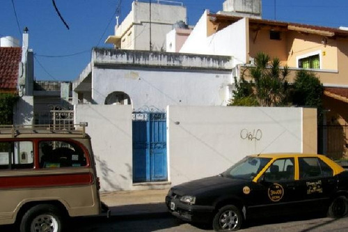 Imagen 1 de 2 de 2 Casas C Patio Terreno 210mts2 P/ Construir 300mt2 Zona:ae