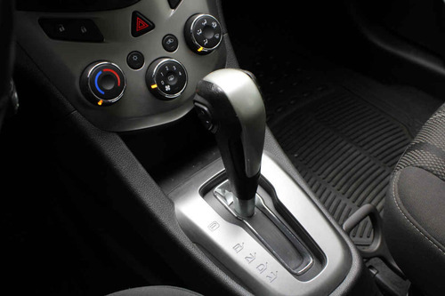 Imagen 16 de 24 de Chevrolet Sonic 2017 4p Premier L4/1.6 Aut