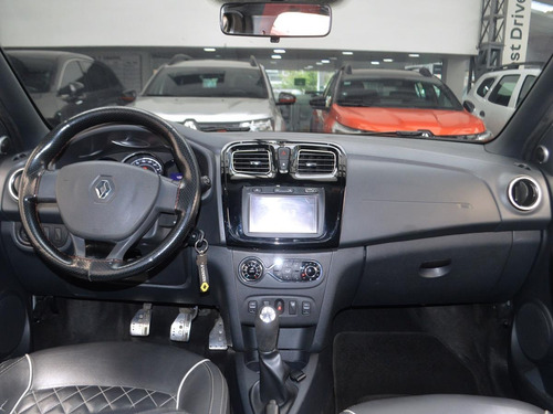 Renault Logan Privilege Mt