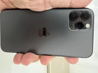 iPhone 11 Pro 256 Gb Gris Espacial Con Funda Y Bateria Nueva