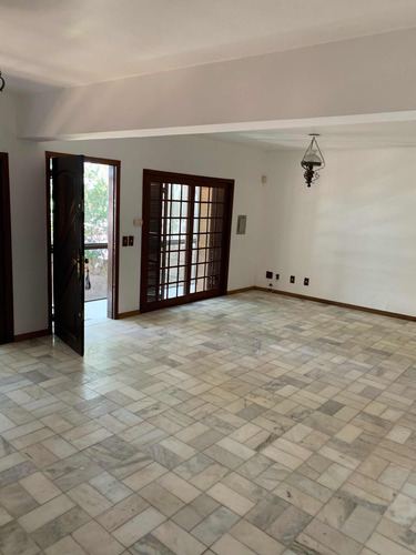 Sobrado Zona Sul Com 2 Apartamentos, Garagem, Terraço