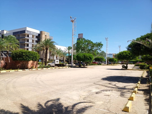 Imagen 19 de 30 de En Venta El Complejo Hotelero Marina Bay Hotel Y Casino Del Sol, En La Isla De Margarita. Inf. Ma. Fda. Varela 0424-1045413