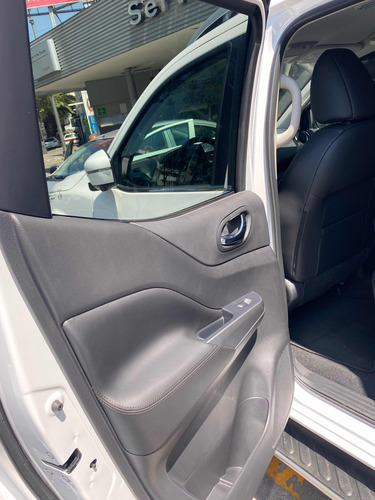 Nissan Frontier 2.5 Platinum Le Dc 4X2 Ta