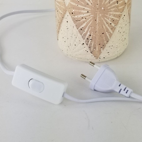 Kit 2 Abajures / Luminárias de Quarto Areia e Cúpula Palha