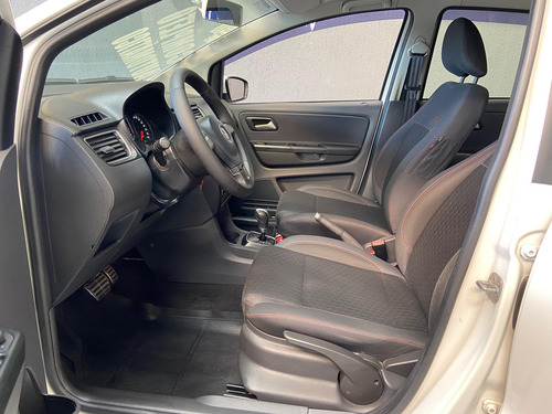 Volkswagen Crossfox 1.6 Vht Total Flex I-motion 5p