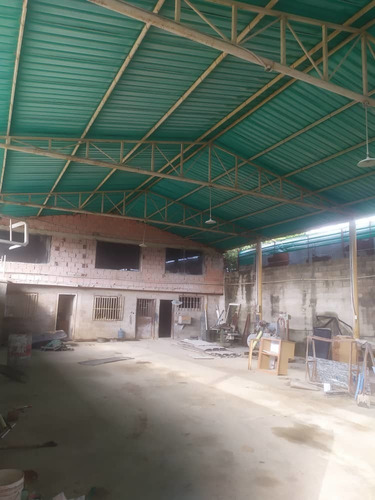 Imagen 12 de 14 de Se Alquila O Vende Galpon Terreno Palo Negro 04243290129