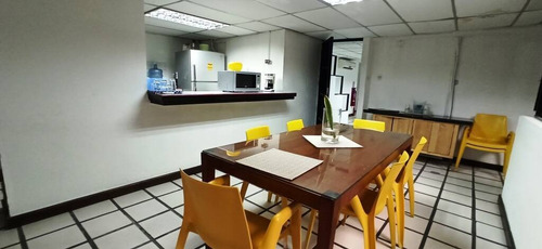 Imagen 6 de 14 de 152165 Anthony M 0424-4338703 Venta Galpon Zona Industrial