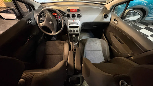 Peugeot 408 2.0 Allure 143cv