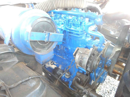 Imagem 4 de 15 de F4000 Baú Mwm 229 Turbo 1985