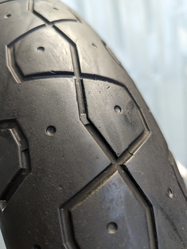 Pirelli Phantom Sportscomp 100/90-18 Pneu Dianteiro Usado (Usado)