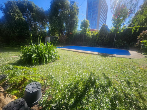 Tejada 6 Dormt+5baños+2estac+piscina.
