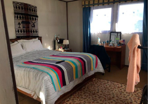 Imagen 14 de 14 de Estupenda Casa En Dos Pisos, Muy Amplia Cómoda Y Luminosa