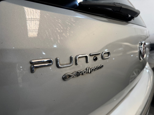 Fiat Punto 1.6 16v Essence Flex 5p