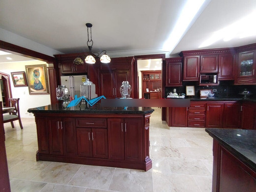 Hermosa Casa En San Fco. De Macoris