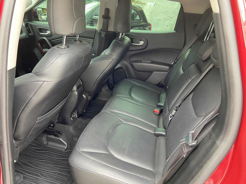 Imagem 14 de 15 de Fiat Toro 2019 1.8 16v Freedom Flex 4x2 Aut. 4p