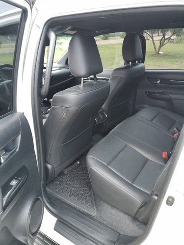 Toyota Hilux 2.8 Cd Srx 177cv 4x4 At 2019