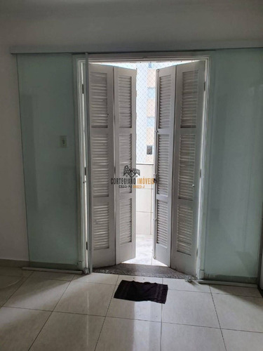Imagem 10 de 16 de Apartamento À Venda No Embaré - Praia - Com Sacada - Piso Frio!