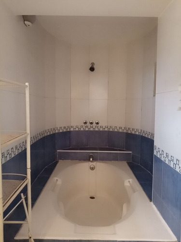 Imagen 17 de 19 de 164600 Carmen María González Alquila Apartamento En Mañongo Totalmente Amoblado (0412-4359728)