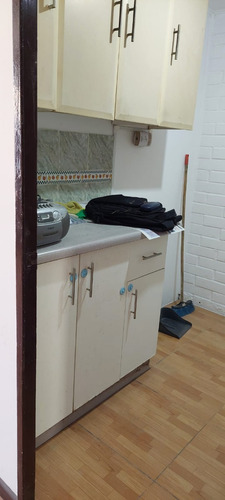 Casa 1 Piso 2 Dormitorios, 2 Baños, Estacionam. Techado.-