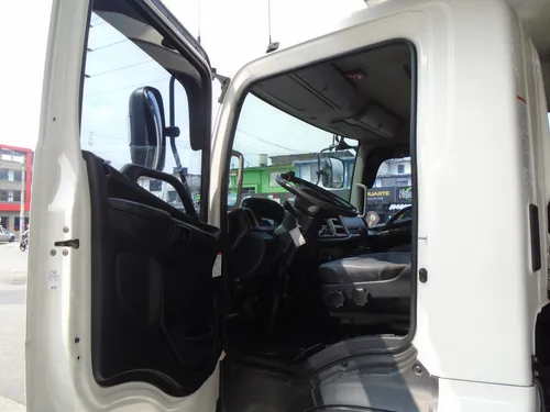 Camión Hino Fc 500 Light