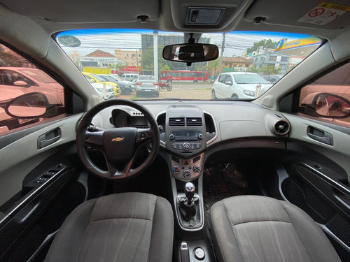 Chevrolet Sonic Hb Lt 1.6 16v