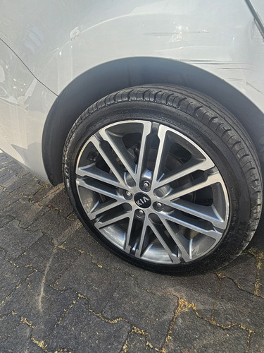 Kia Rio 1.6 Ex Sedan At