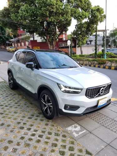 Volvo XC40 2.0 T5 Awd R-design