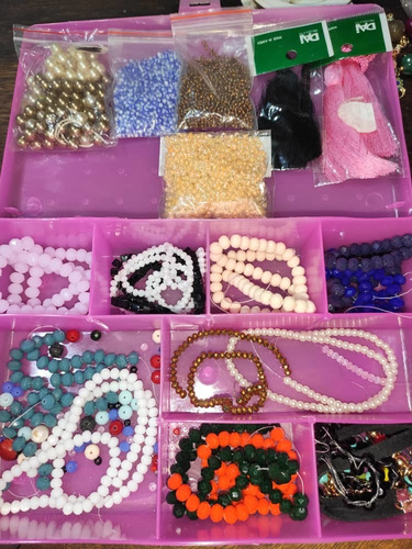 Imagen 6 de 10 de Set De Piedras Semi Preciosas, Cristales, Dijes Y Cadenas.