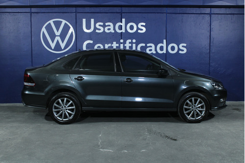 Volkswagen Vento 1.6 Confortline Mt