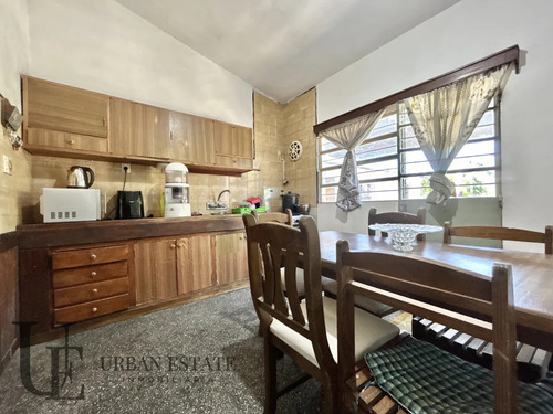 Venta Casa 3 Dormitorios Con Terreno Amplio, En Pando