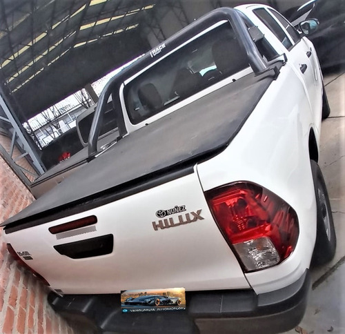 Imagen 4 de 10 de Toyota Hilux 4x2 Dc 2.4 Dx Tdi 6 M/t 2020