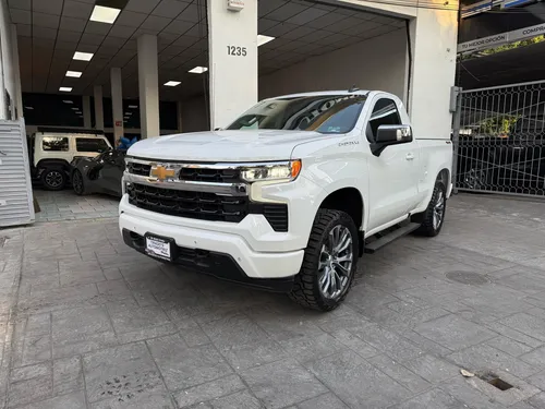 Chevrolet Cheyenne 5.3 Cab Reg Lt 4X4 At