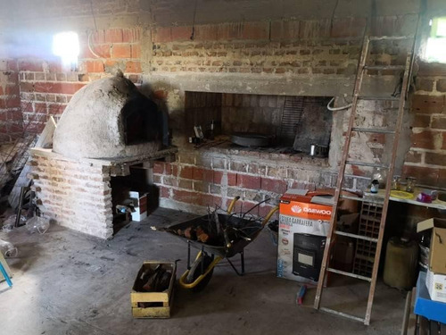 Imagen 19 de 27 de Casa Quinta De Dos Dormitorios, Con Dos Hectareas De Terreno, Parquizada