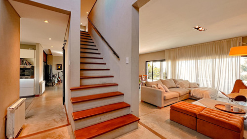 Casa En Venta En Arenas Del Sur, Mar Del Plata.
