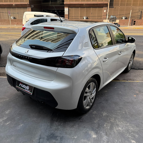 Peugeot 208 1.6 Active