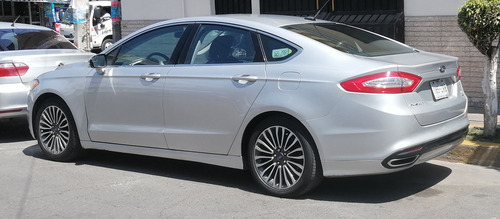 Ford Fusion 2.0 Se Luxury Plus L4//t At