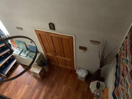 Hermosa Casa De Tres Plantas En Barrio Los Ceibos