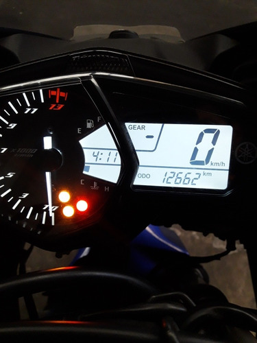 Yamaha R3