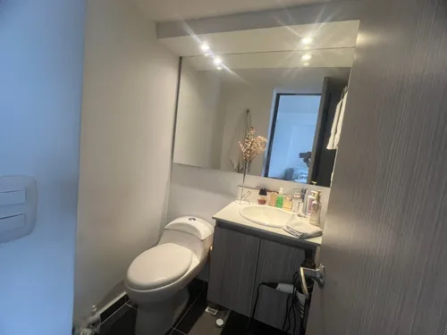 Se Vende Apartamento En Loma De Los Bernal Parte Baja