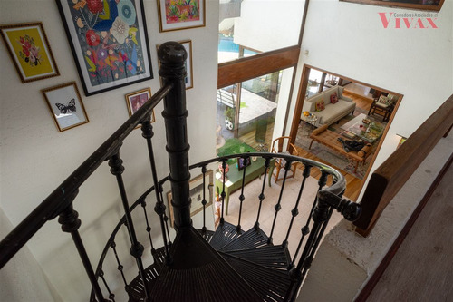 Casa En Venta De 5 Dorm. En Vitacura