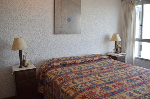 Venta Apartamento 3 Dormitorios En Piso Alto Punta Del Este