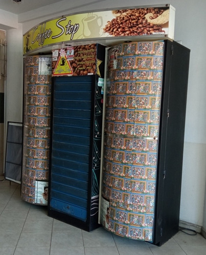 Imagen 1 de 13 de Kiosco / Stand Tipo Parada Inteligente